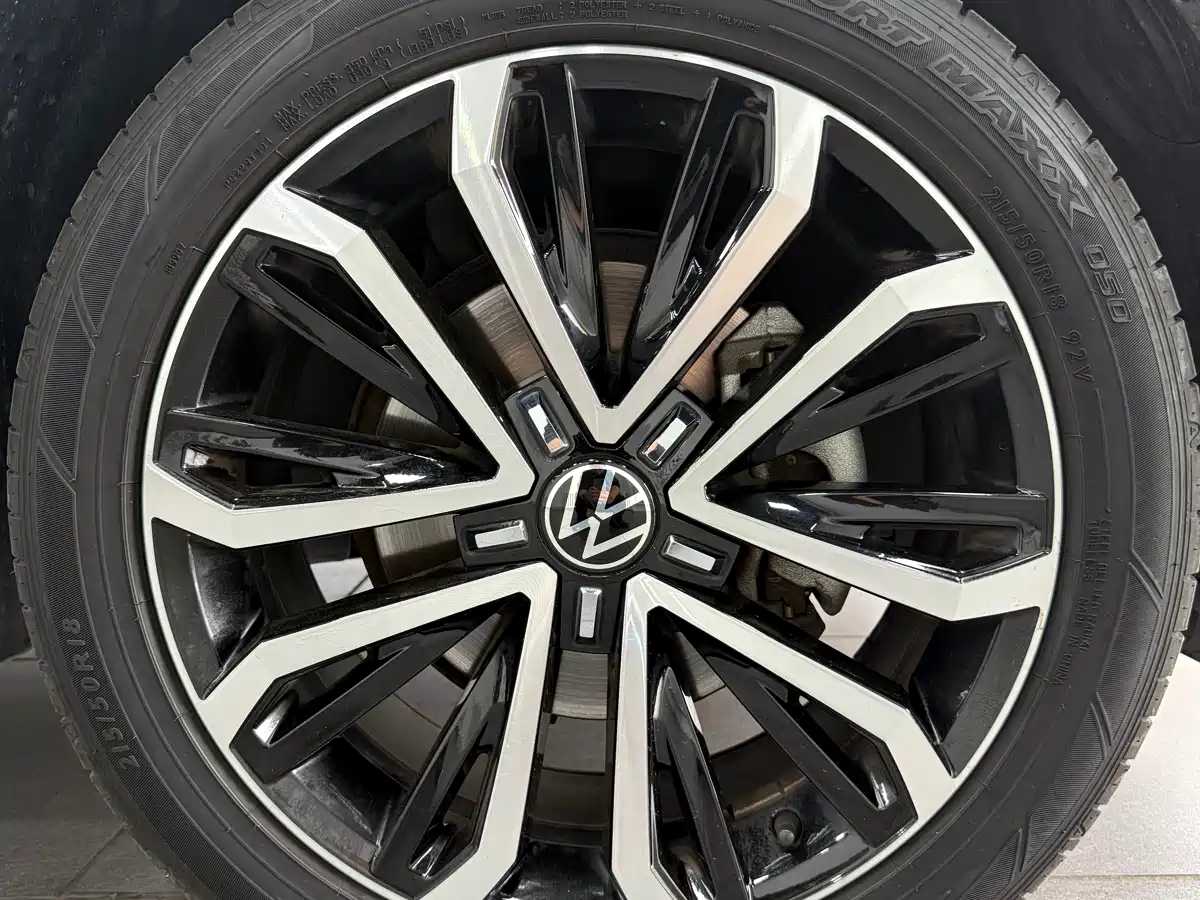 Volkswagen T-ROC 2022 280TSI DSG 2WD Comfort PLUS фото 10