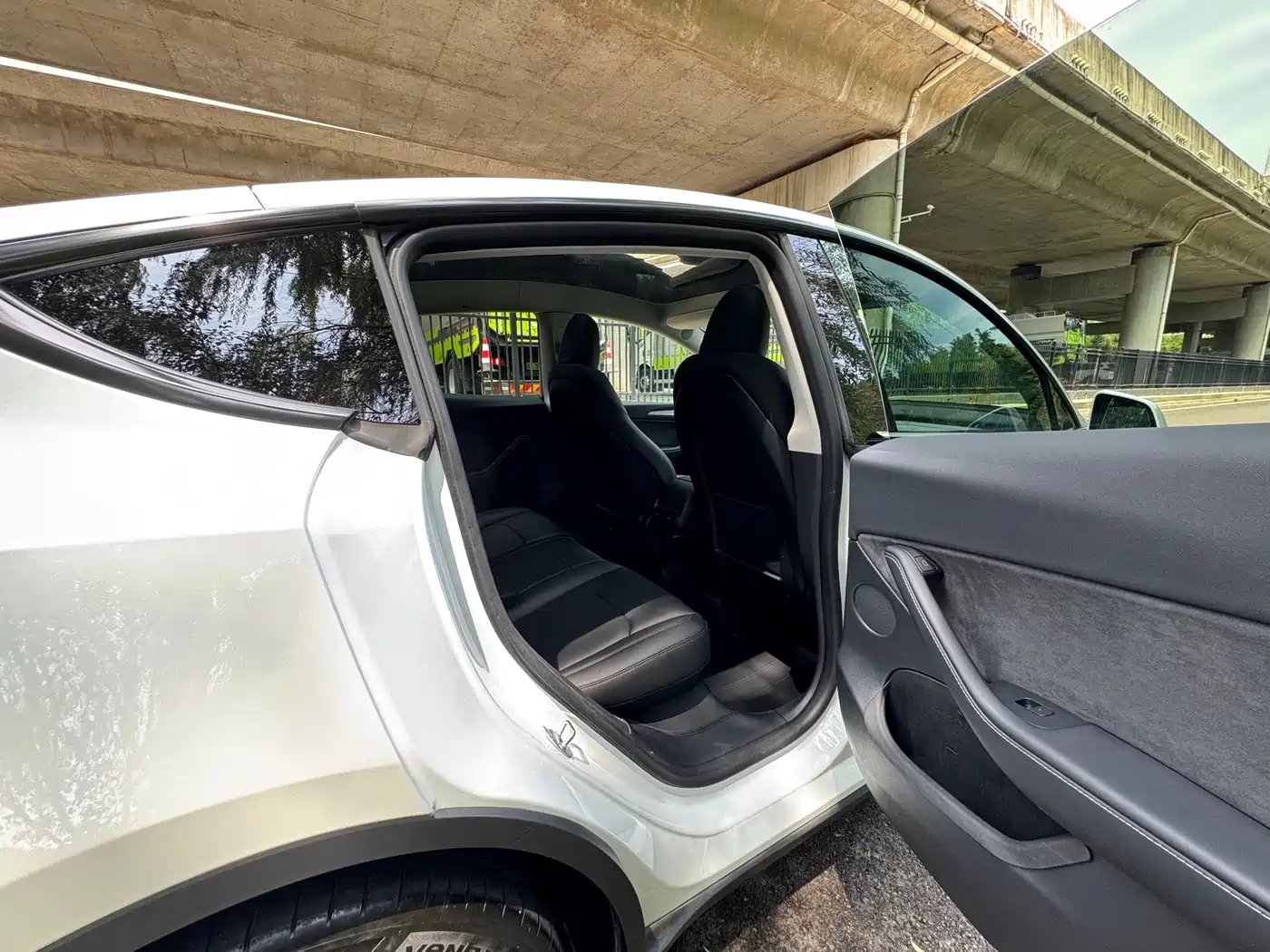 Фото 11 - Tesla Model Y