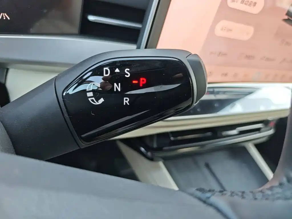 Volkswagen Sagitar 2026 2025 300TSI DSG High-end Model