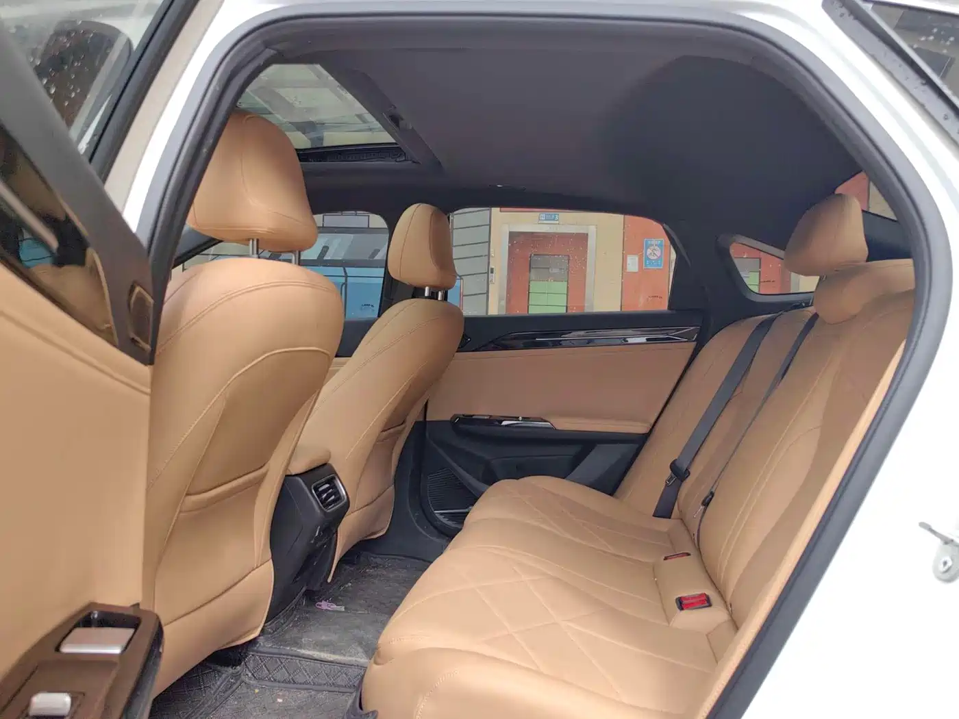 Geely Galaxy Galaxy L6 2024 125km PLUS Soaring Dragon Edition фото 10