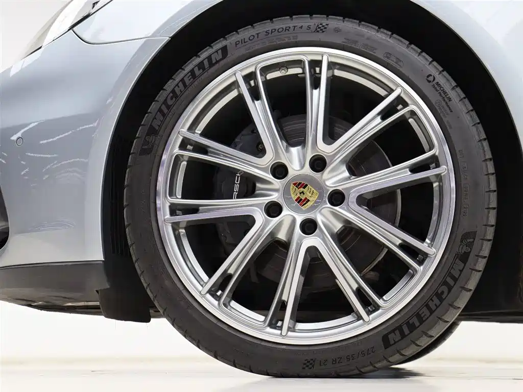 Porsche Panamera 2019 Panamera 4 Executive Long Wheelbase 2.9T фото 34