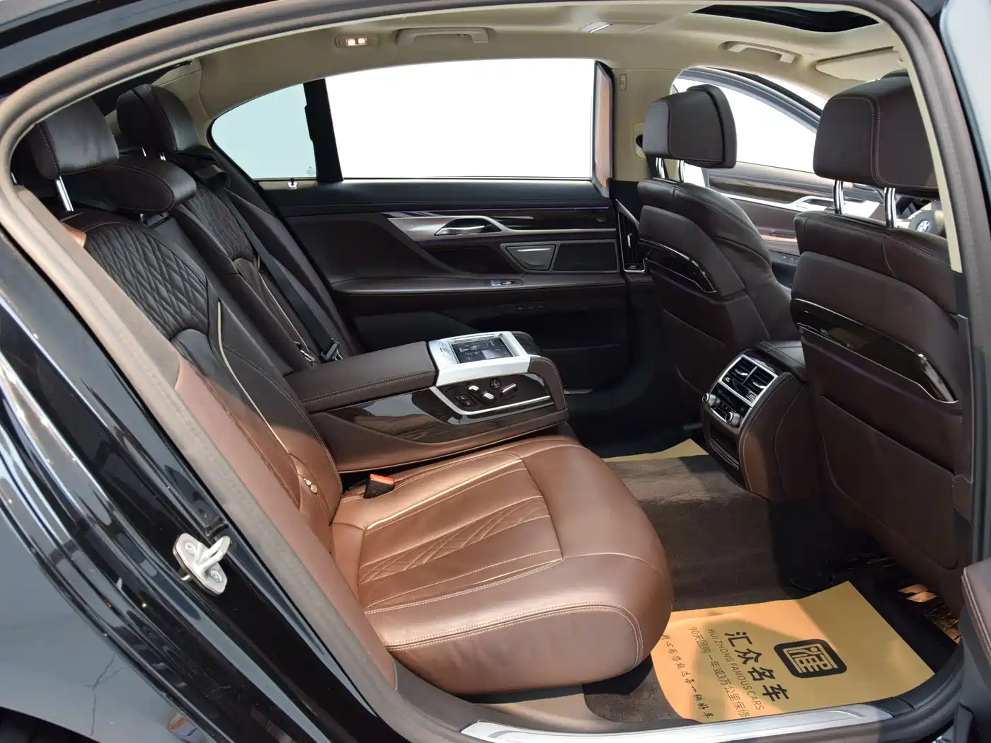 BMW 7 Series 2021 Model 730Li Luxury Package фото 20