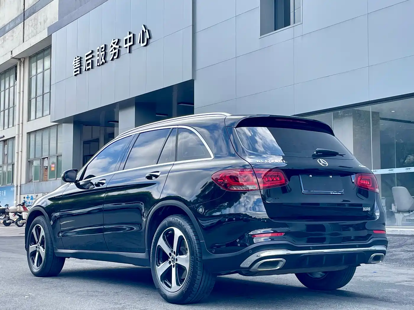 Mercedes-Benz GLC 2022 Model GLC 260 L 4MATIC Dynamic Edition фото 9
