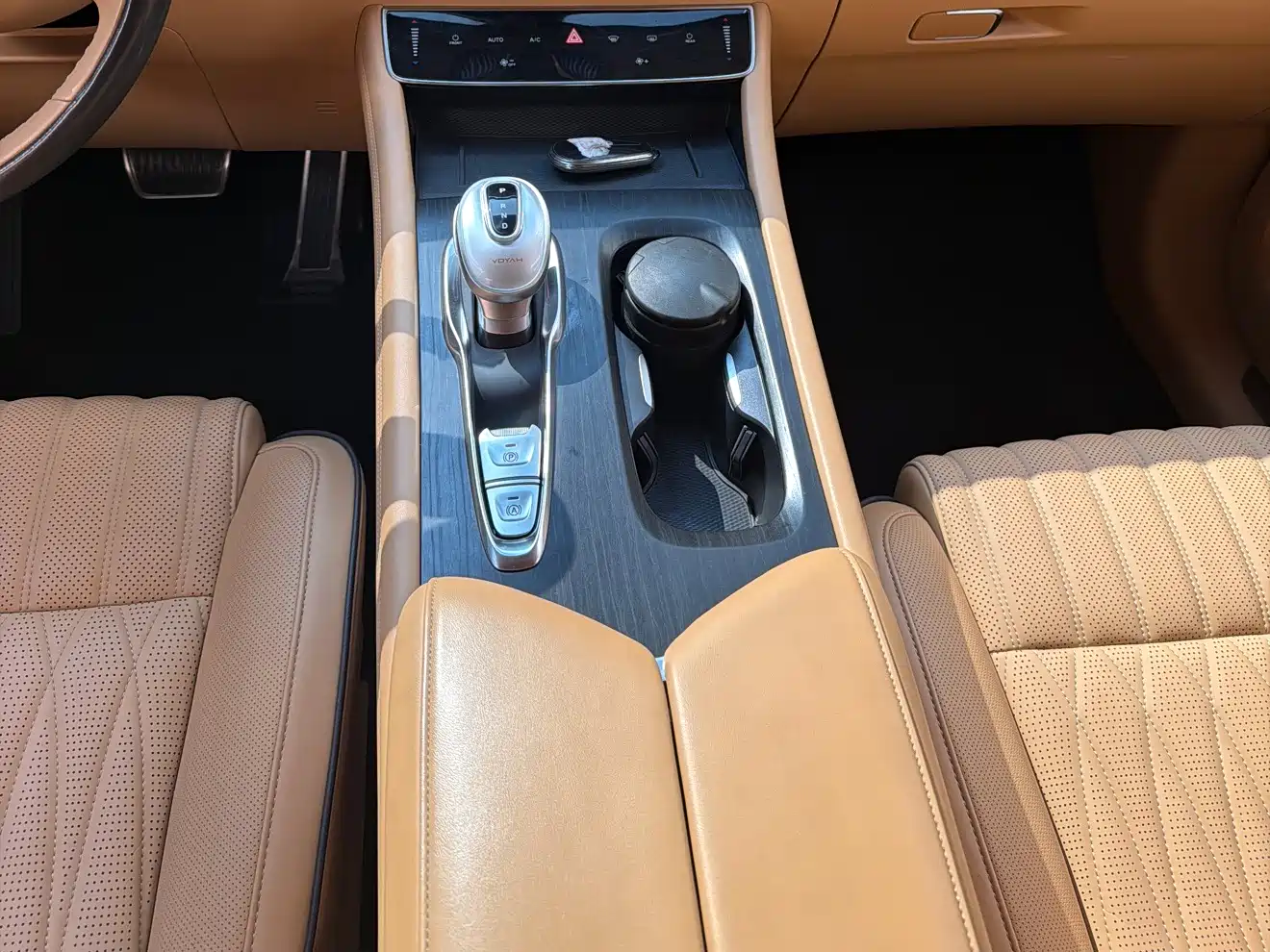 Voyah Auto Voyah Dreamer 2022 Low-carbon Dream+Smart Package фото 13