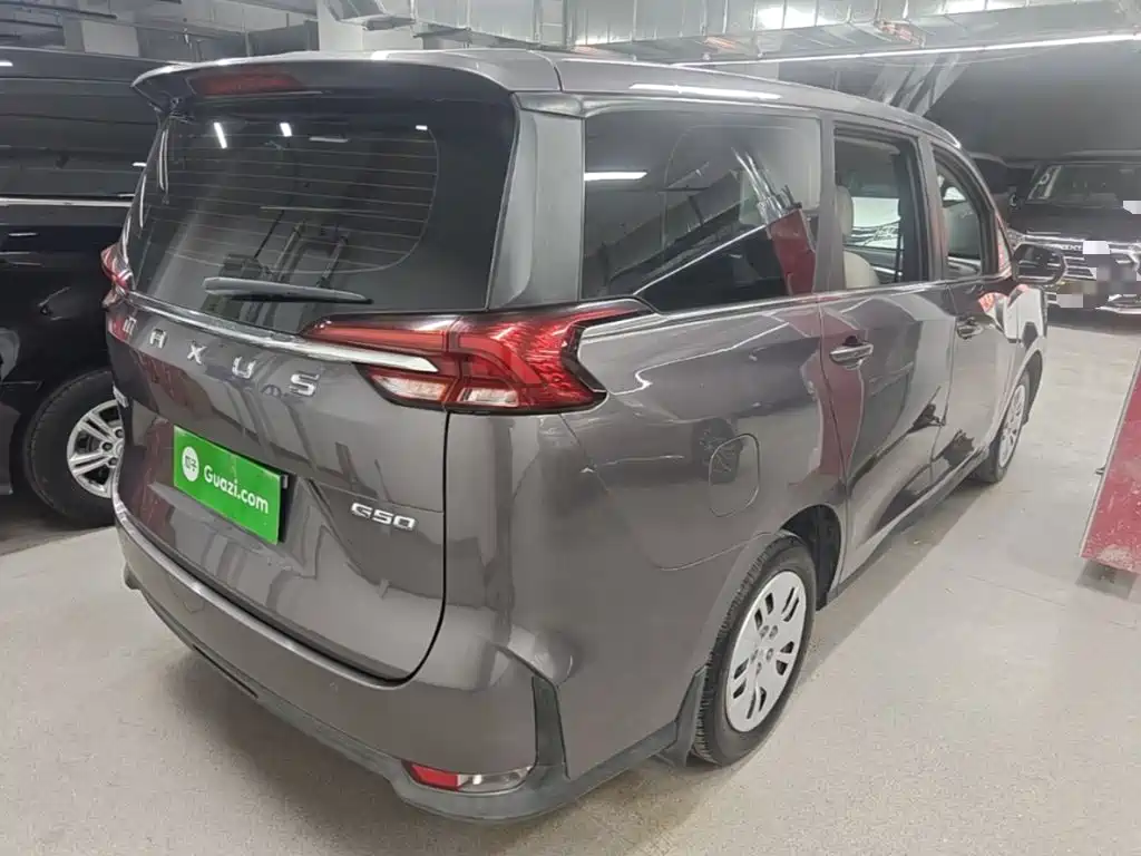SAIC Maxus Maxus G50 2020 2019 1.3T Manual Joy Starter Edition China VI