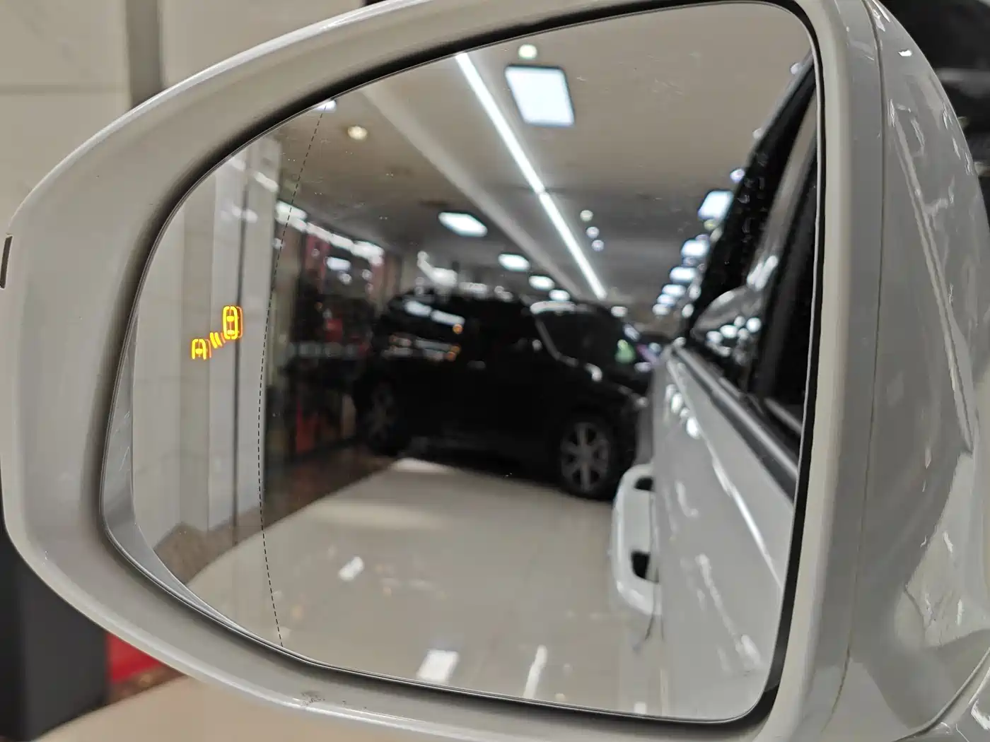 Buick GL8 2021 ES Landlord 653T Premium фото 26