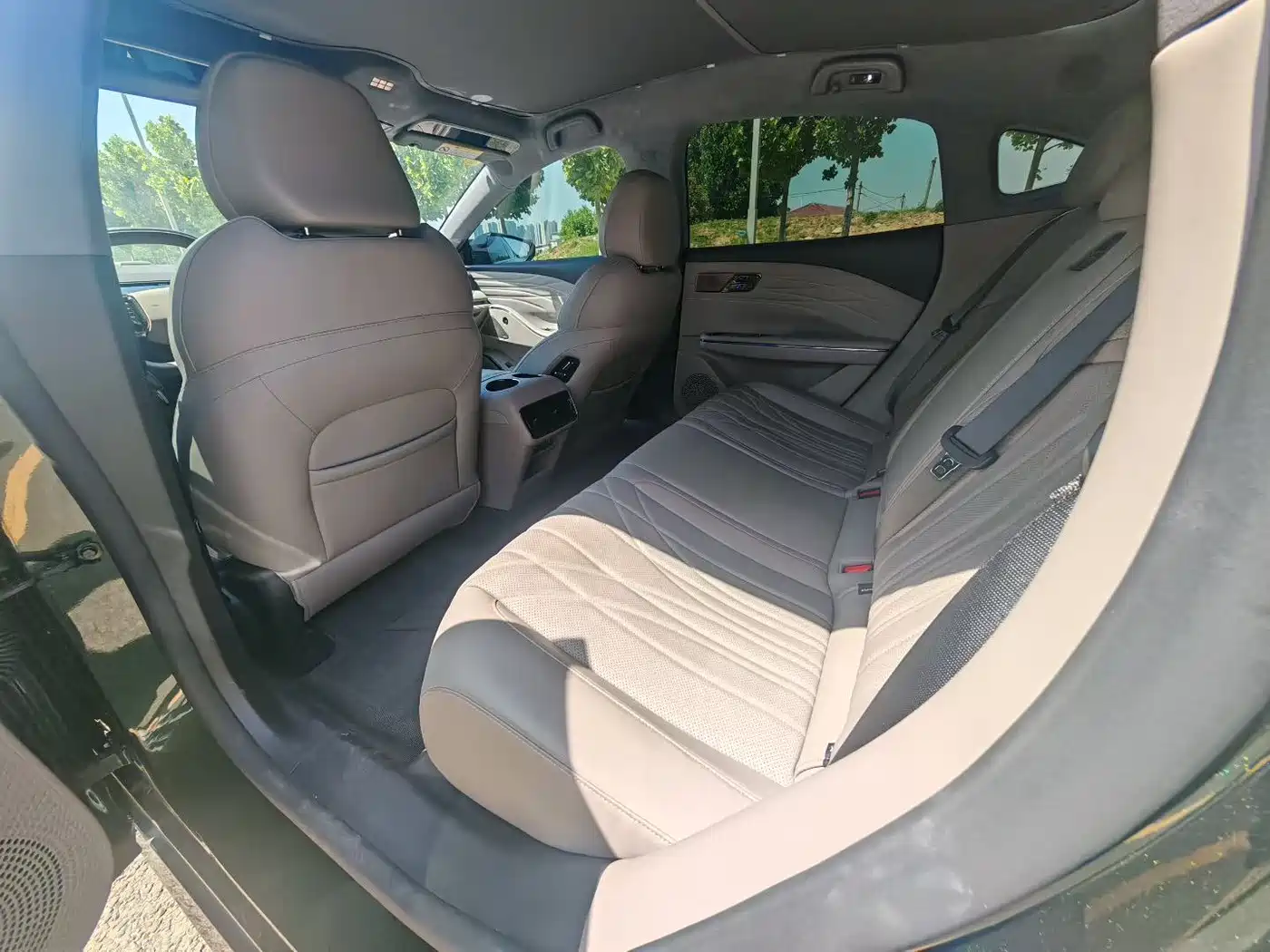 Geely Galaxy Galaxy Xingyao 8 2025 130km EM-P Starship Edition фото 5
