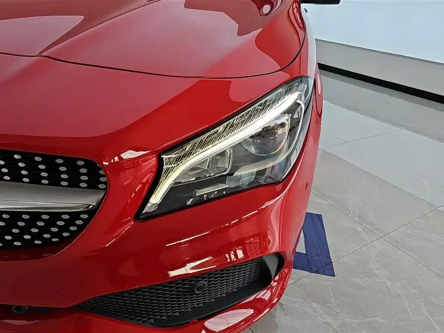 Mercedes-Benz CLA (Import) 2018 CLA 200 Fashion Edition фото 5