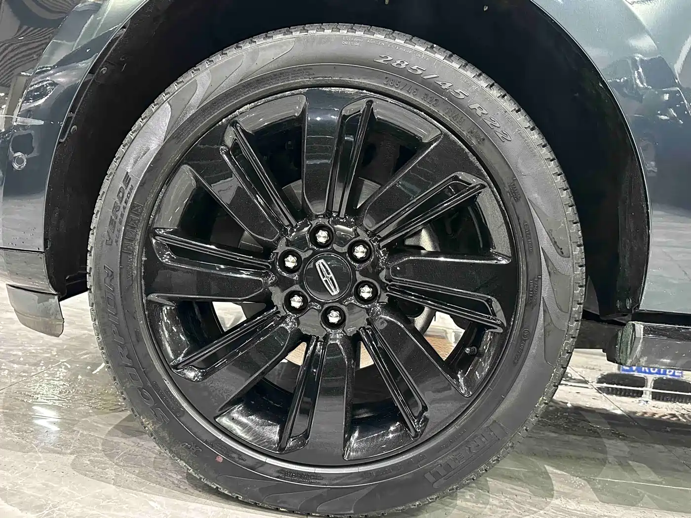 Lincoln Navigator 2022 3.5T Centennial Limited Edition фото 9