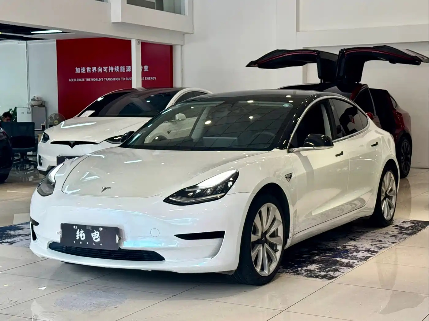 Tesla Model 3 2020 2019 Standard Range Rear-Wheel Drive Upgrade
