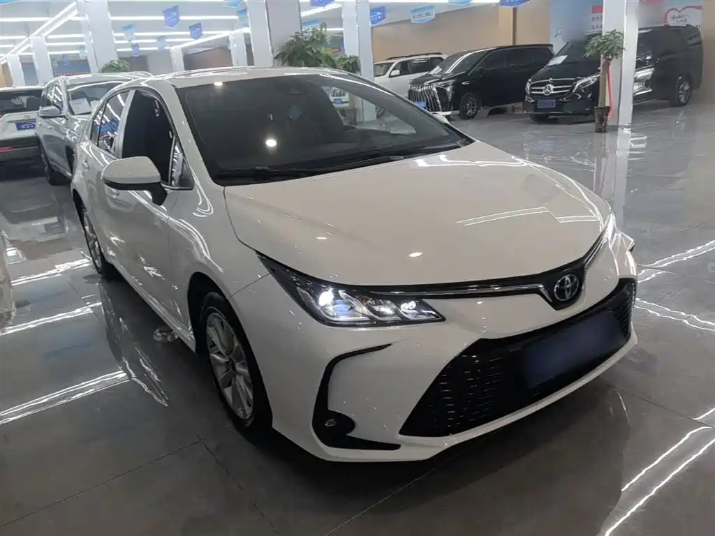 Toyota Corolla 2023 1.2T Elite Edition фото 4