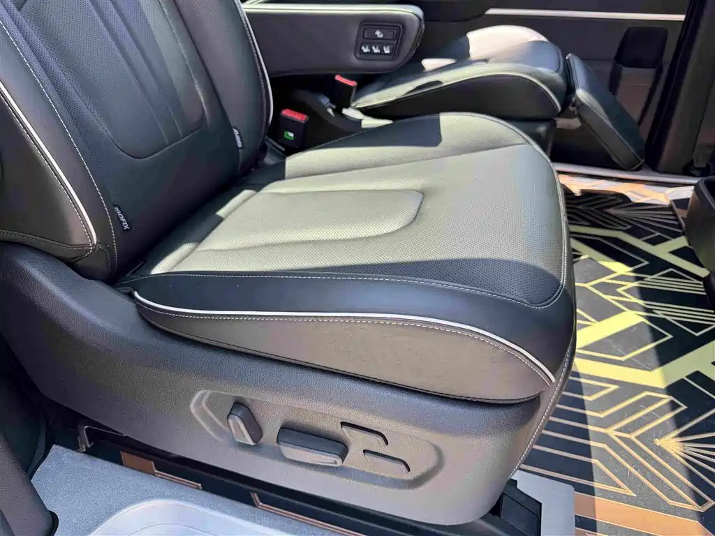 Hyundai Kustu 2025 2024 380TGDi LUX Premium Smart Love Premium Edition