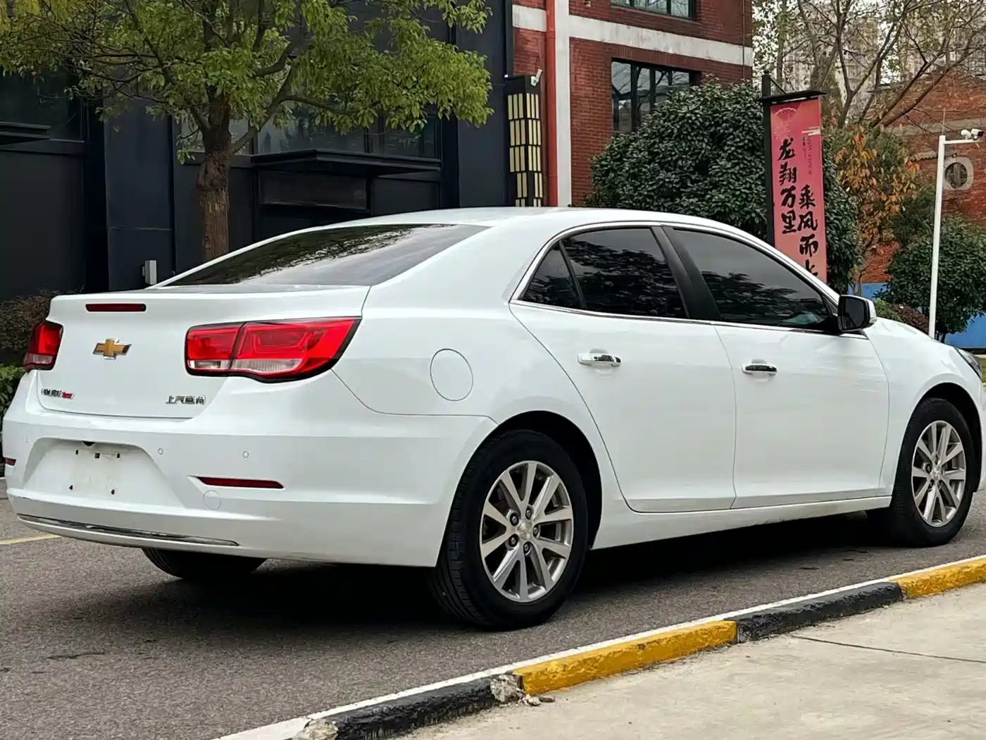 Chevrolet Malibu 2017 1.5T Automatic Comfort Edition фото 8