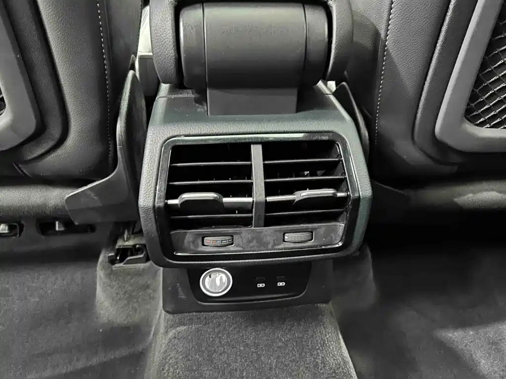 Audi Q3, миниатюра 15