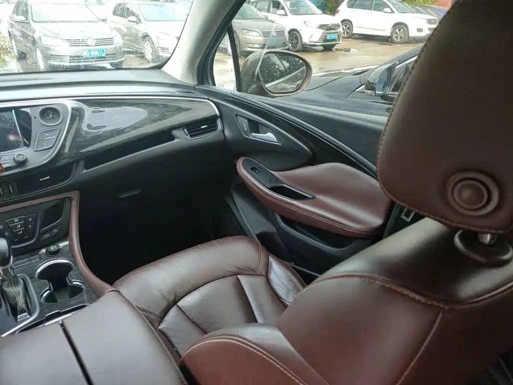 Photo 16 - Buick Envision Plus