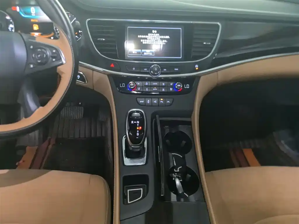 Buick LaCrosse 2018 Model 28T Luxury Edition фото 13