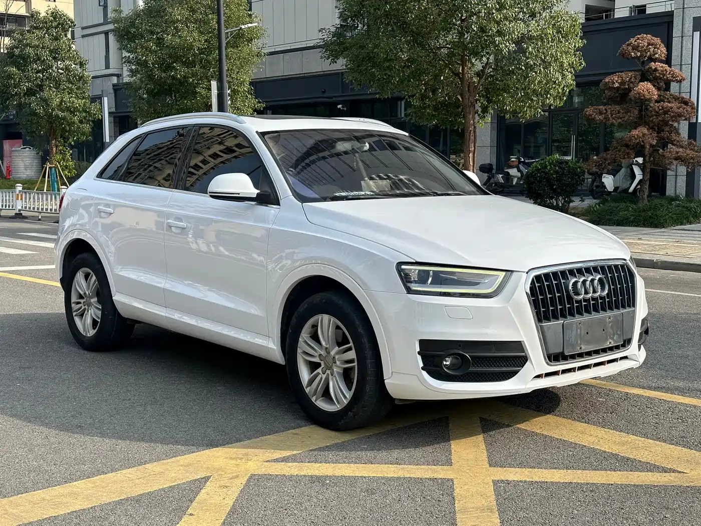Audi Q3 2015 35 TFSI Comfort фото 3