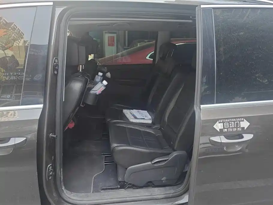 Volkswagen Sharan 2015 1.8TSI Comfort фото 11