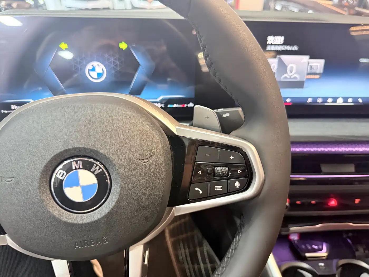 BMW 3 Series 2025 325i M Sport Package фото 6