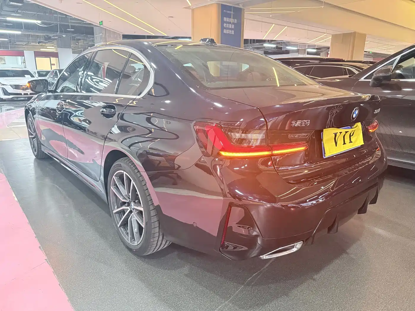 BMW 3 Series 2025 325i M Sport Package фото 17