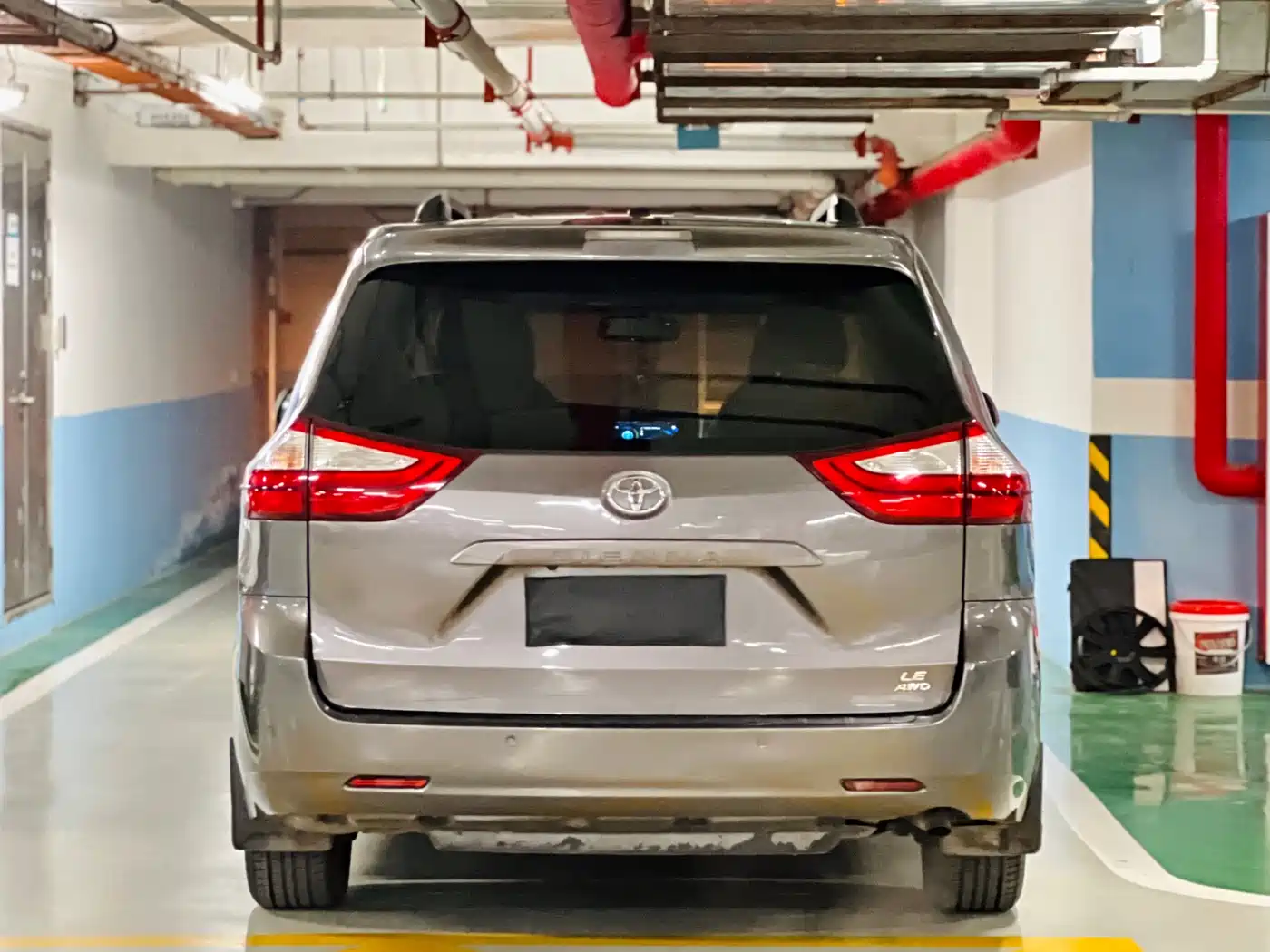 Toyota Sienna 2015 3.5L 4WD L фото 17