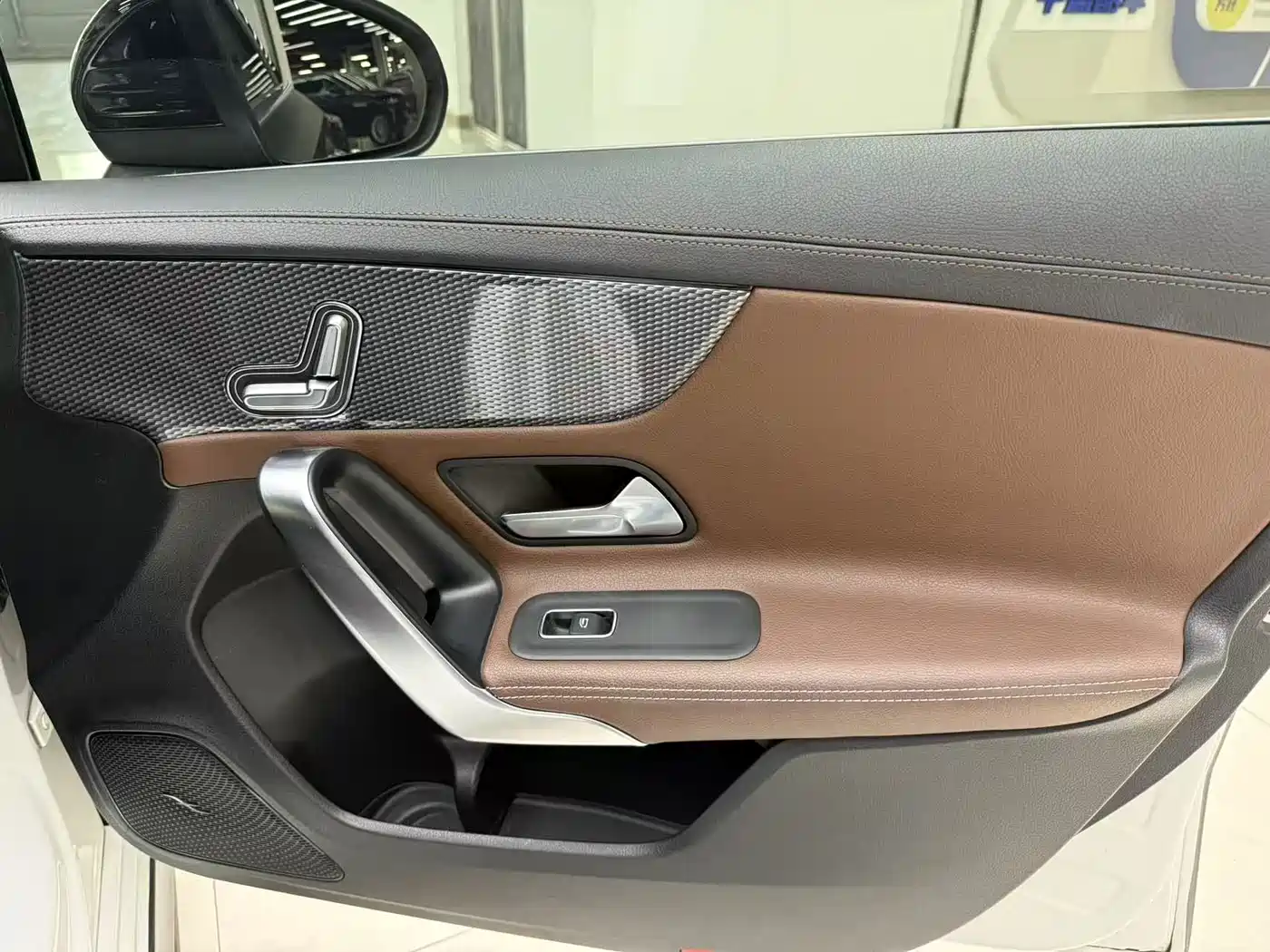 Mercedes-Benz A-Class 2019 Facelift A 200 L Sports Sedan фото 20