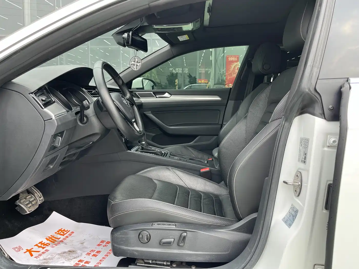 Volkswagen FAW-Volkswagen CC 2019 330TSI Charm Edition China VI фото 4
