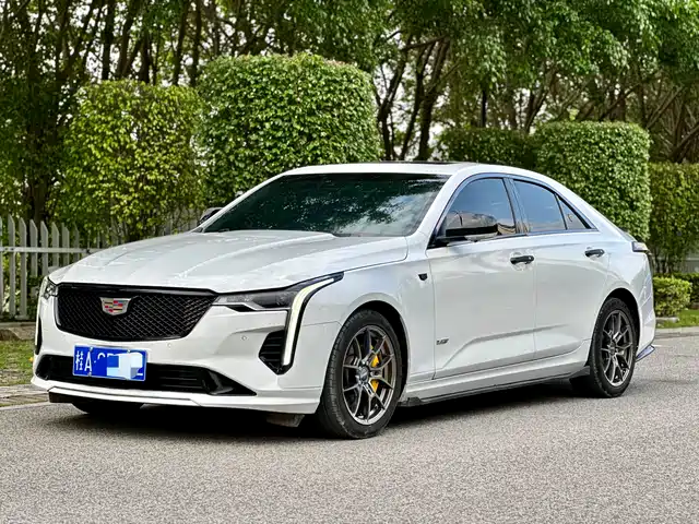 Cadillac Cadillac CT4 2021 28T Luxury Model