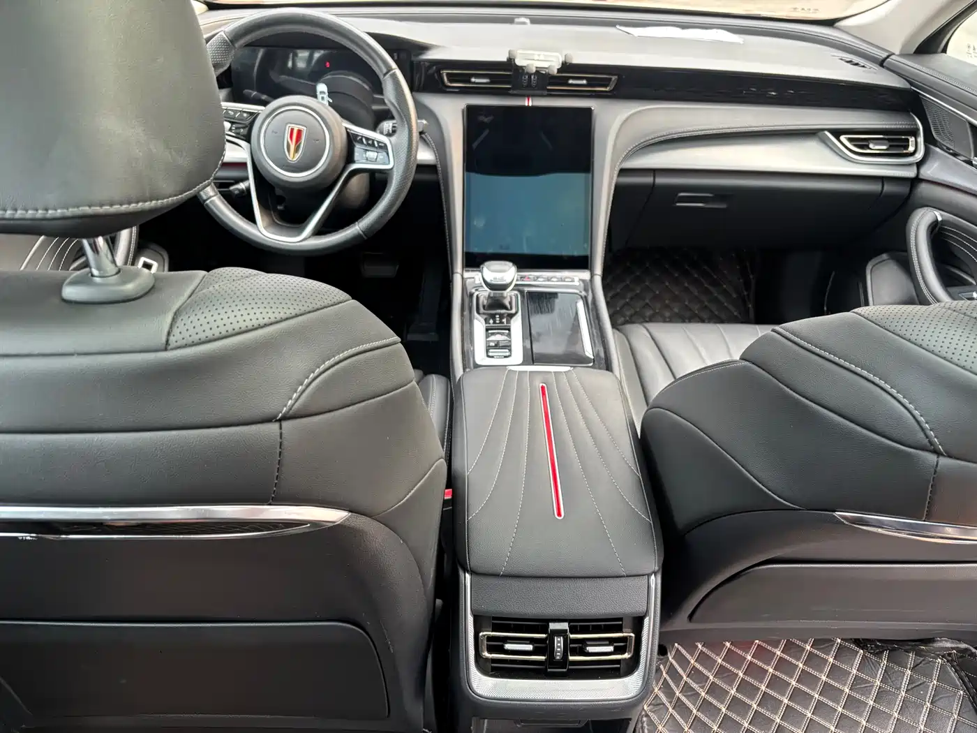 Hongqi H5 2024 2.0T Automatic Smart Connect Flag Smooth Edition фото 11
