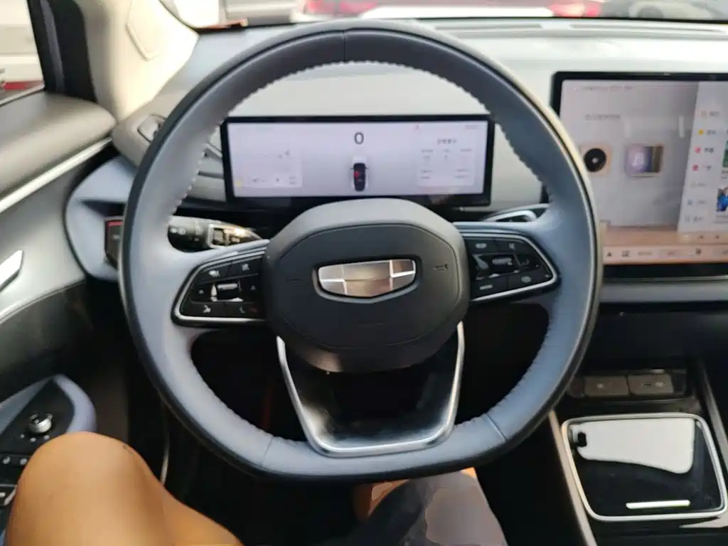 Geely Geometry M6 2022 2022 450 New Enjoyment