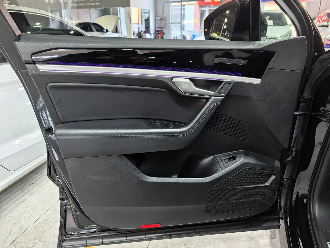 Volkswagen Touareg 2019 3.0TSI Sharp Intelligence Edition China VI фото 6