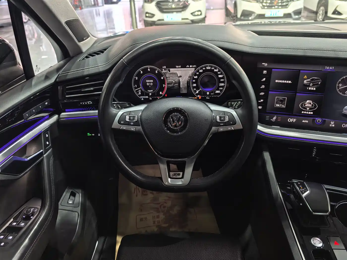 Volkswagen Touareg 2019 3.0TSI Sharp Intelligence Edition China VI фото 13