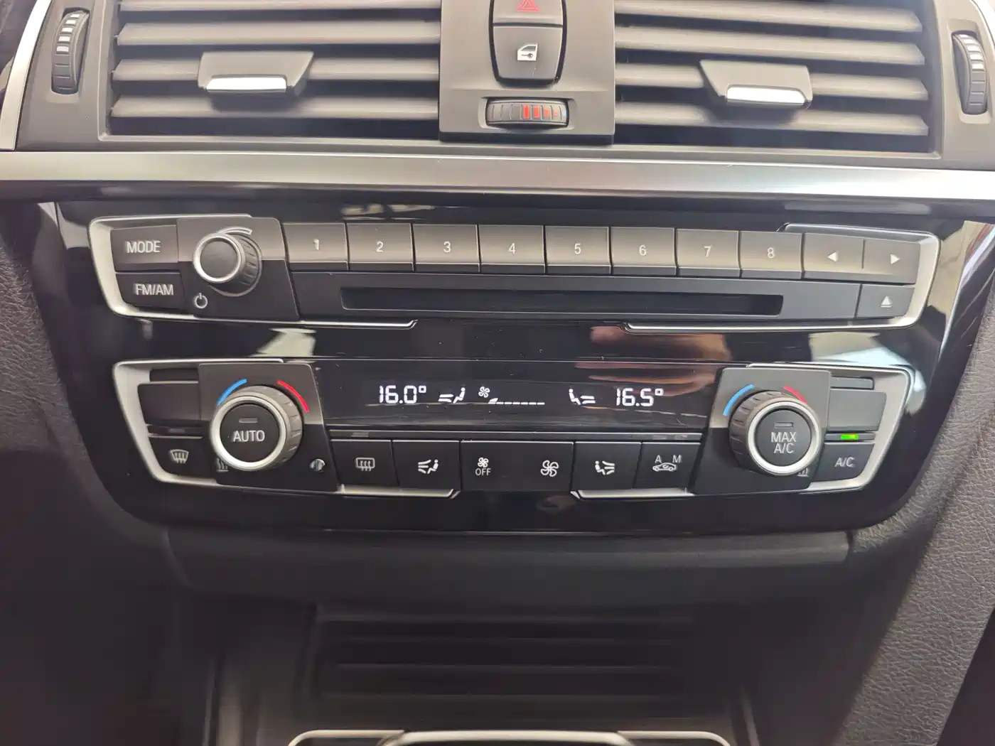 BMW 3 Series 2018 320Li Leading Luxury Package фото 12