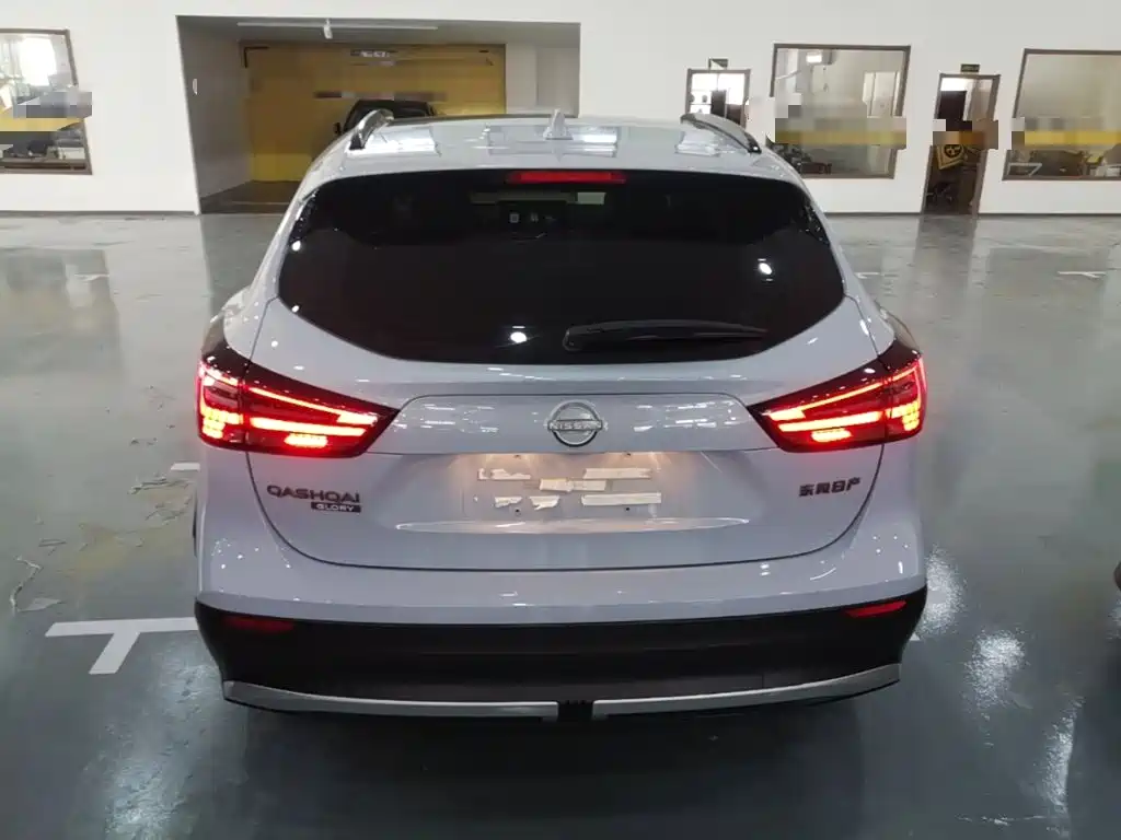 Nissan Qashqai 2024 2025 Honor 2.0L CVT XV+ Leading Edition