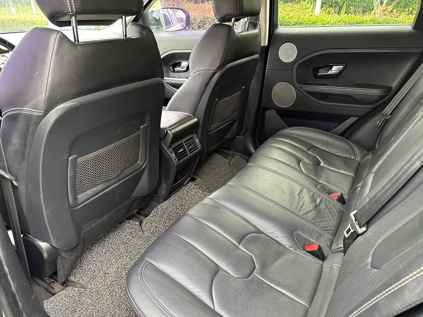 Land Rover Range Rover Evoque (Import) 2013 2.0T 5-door Dynamic Edition фото 10
