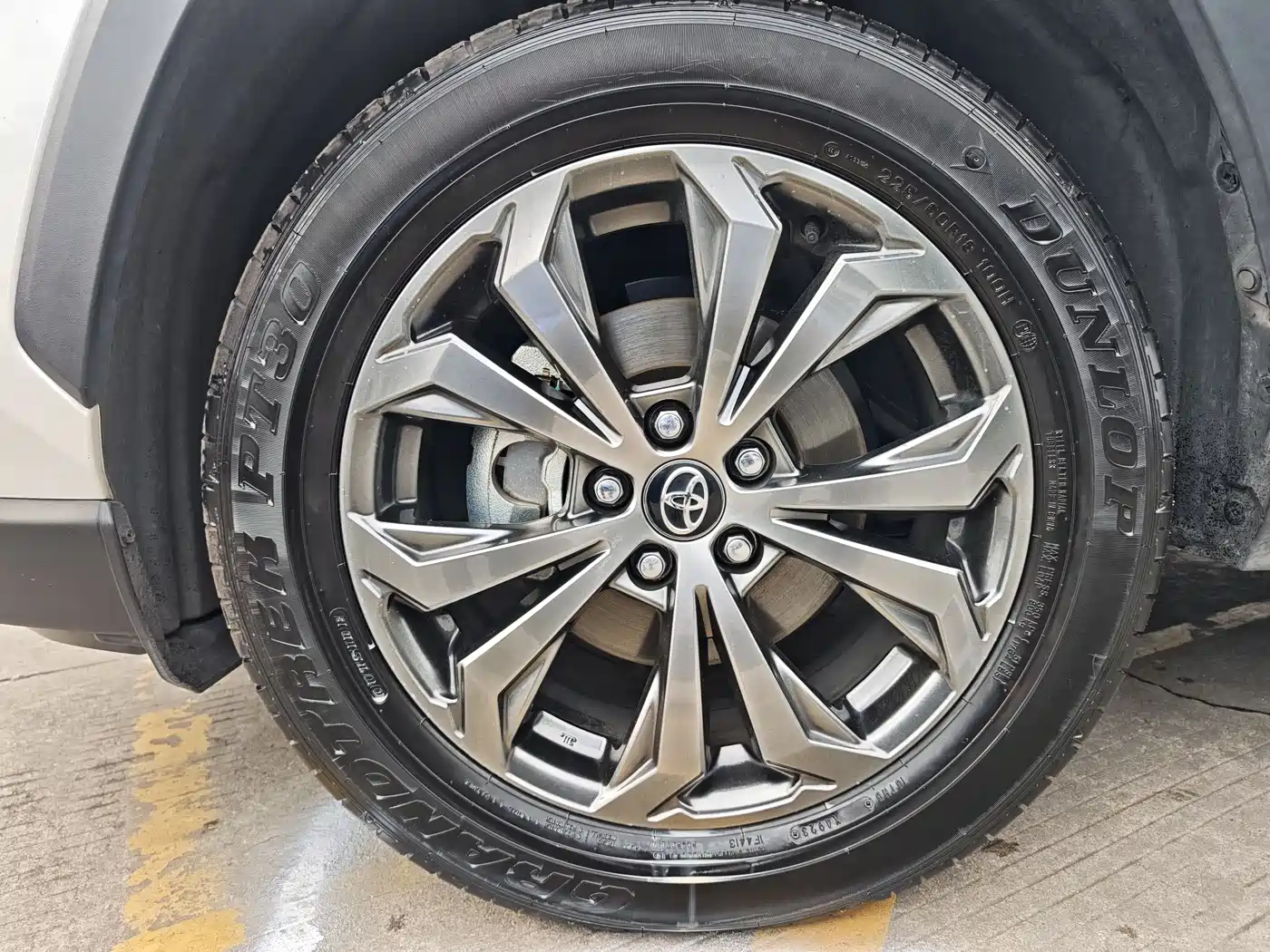 Toyota RAV4 Rongfang 2024 2.0L CVT FWD Style Edition фото 9