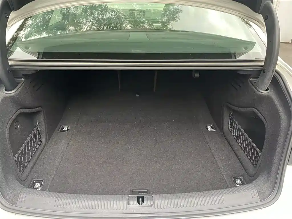 Audi A4L 2019 40 TFSI Fashion (China V) фото 9