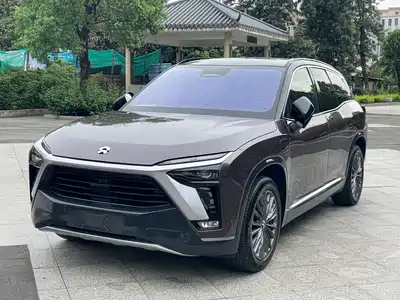 NIO ES8
