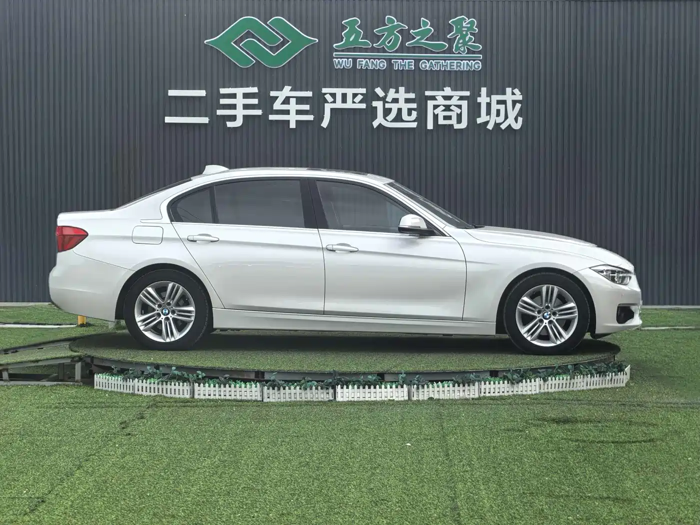 BMW 3 Series 2016 320i Fashion Model фото 4