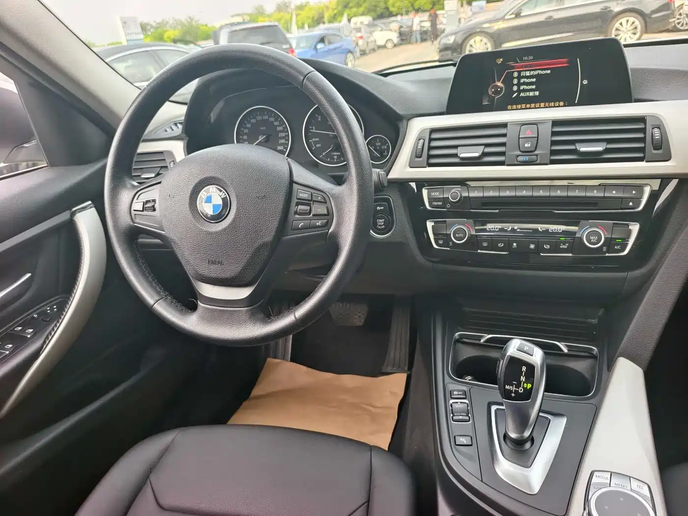 BMW 3 Series 2016 320i Fashion Model фото 14