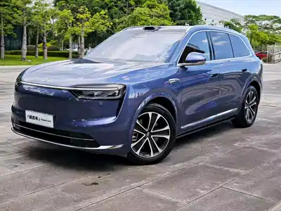 AITO M7