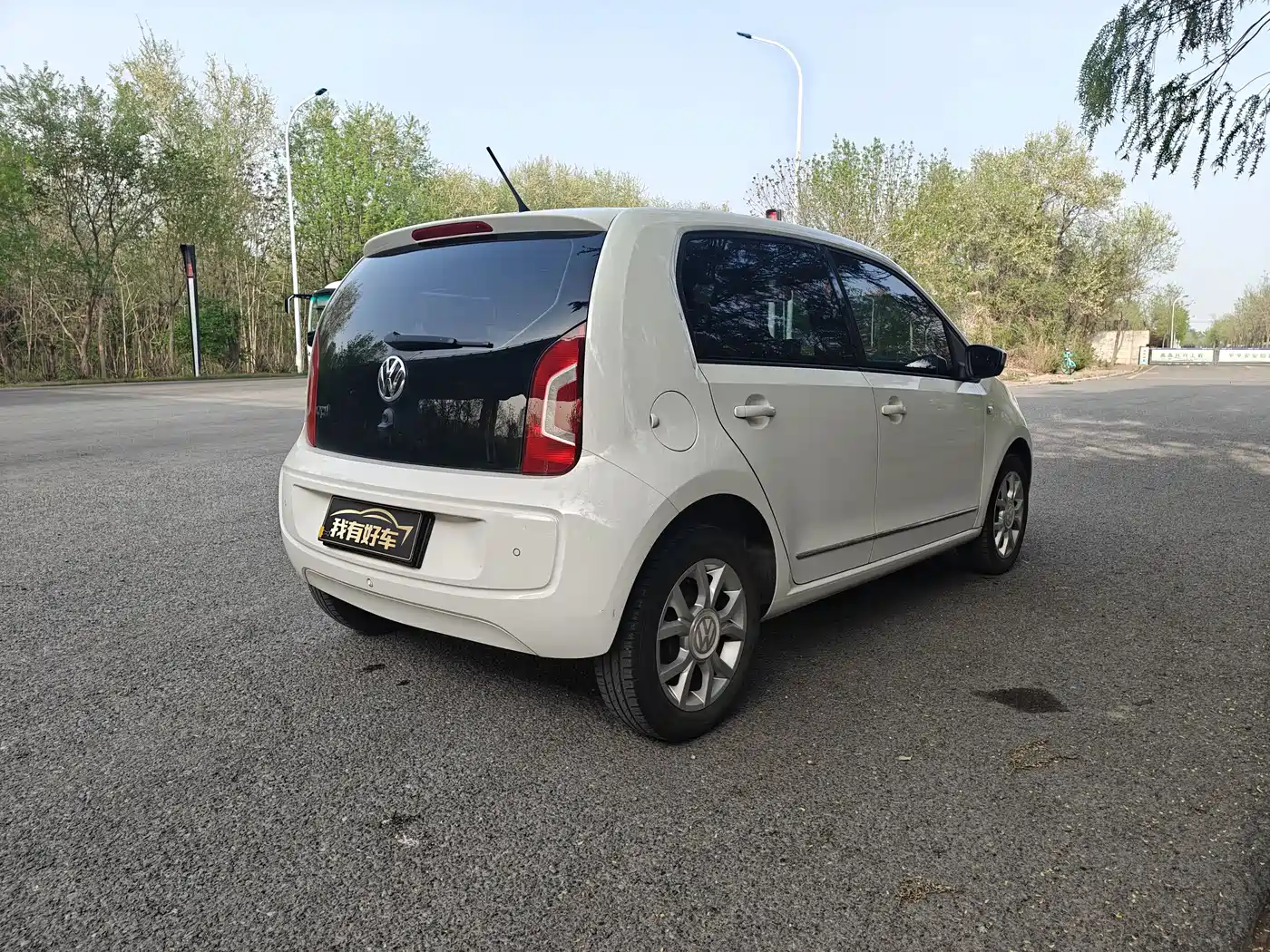 Volkswagen up! 2015 1.0L high up! фото 7