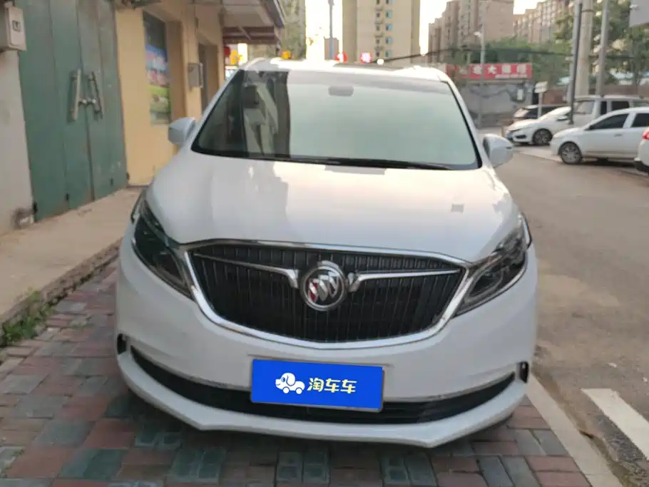 Фото 2 - Buick GL8