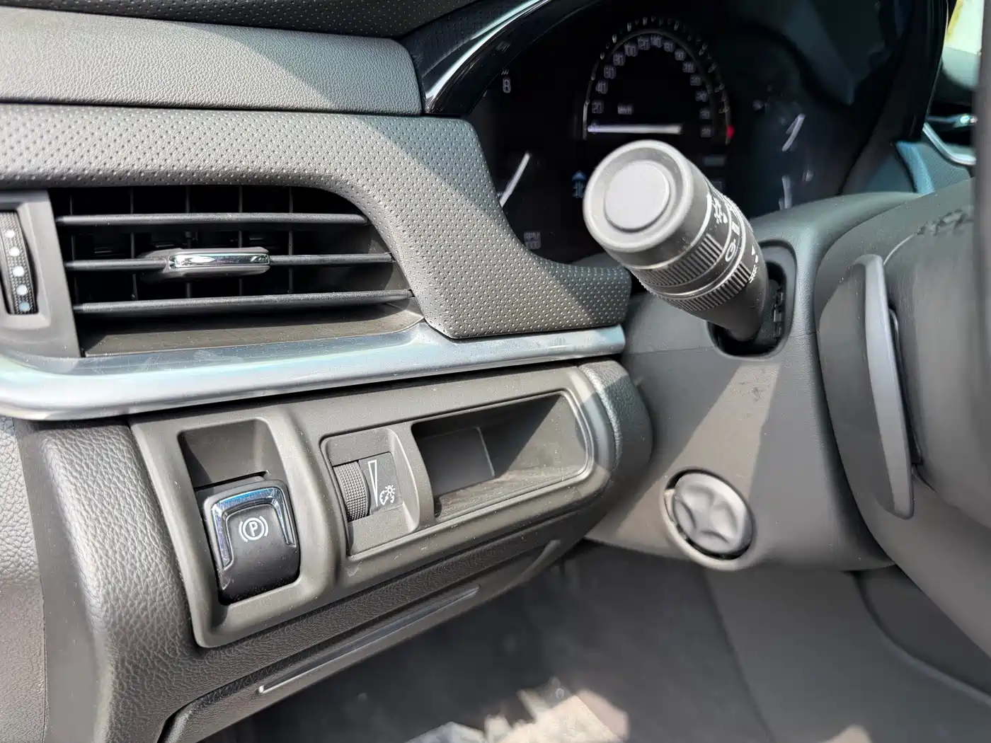Cadillac XTS 2018 28T Technology фото 9