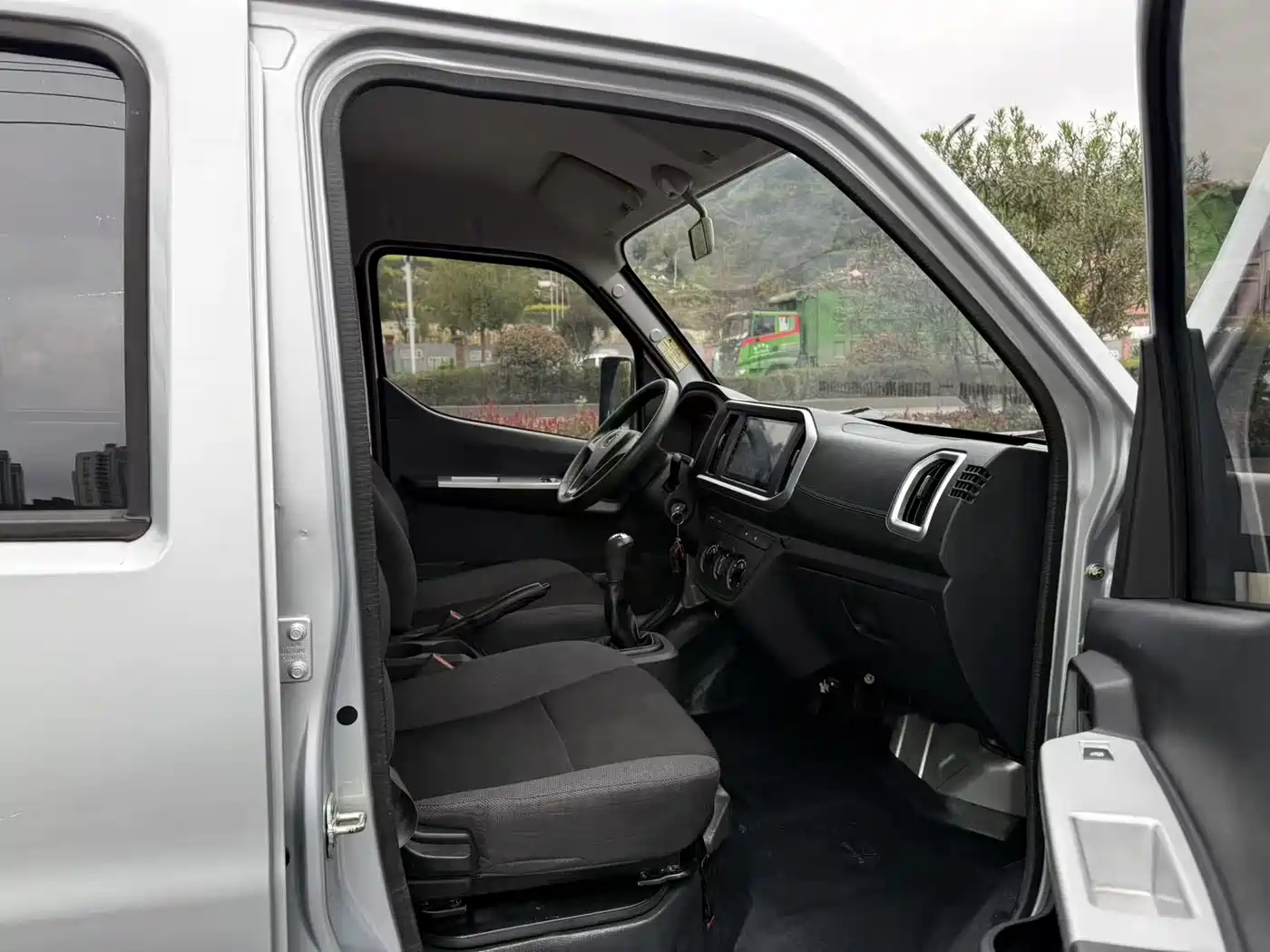 CHANGAN CHANGAN SHENQI T30