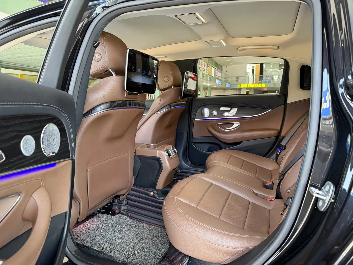 Mercedes-Benz E-Class 2020 E 300 L Sport Luxury Model фото 7