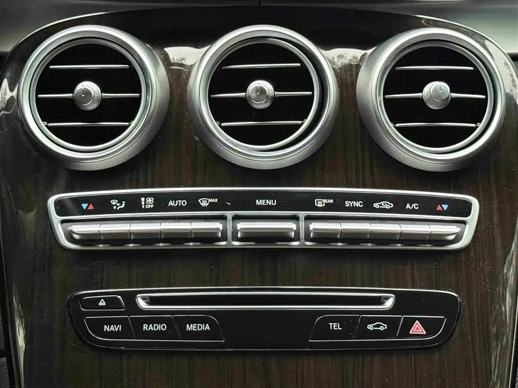 Mercedes-Benz GLC 2019 GLC 260 L 4MATIC Dynamic фото 22