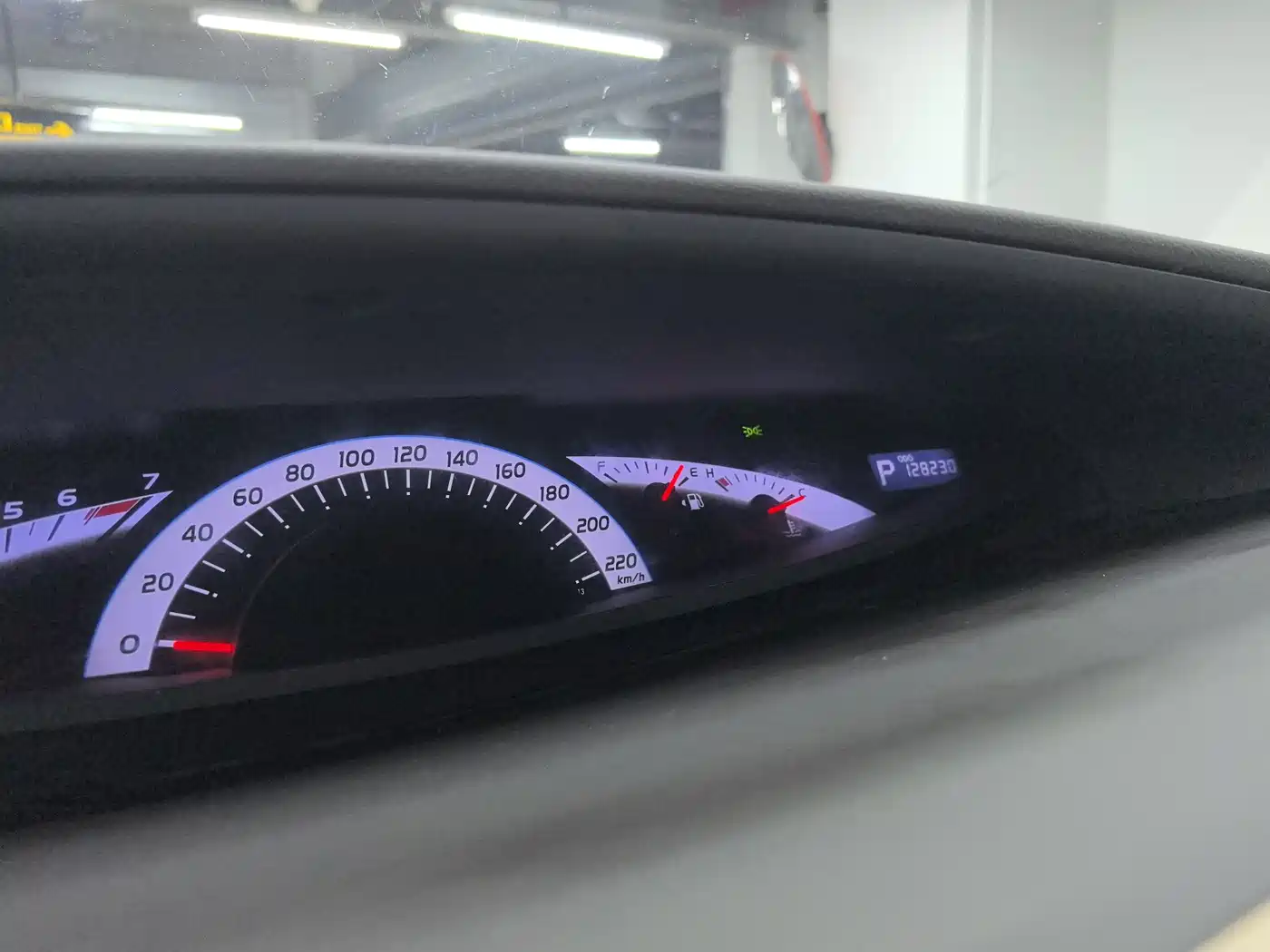 Toyota Previa 2012 2.4L 7-Seater Luxury Edition фото 12