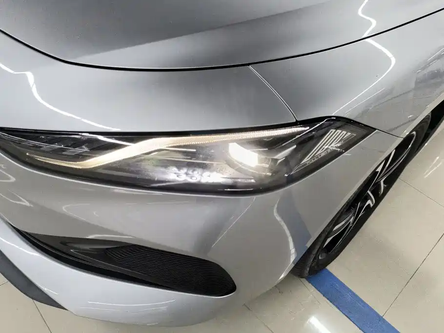 Roewe D7 2023 2023 DMH 125km Flagship Edition