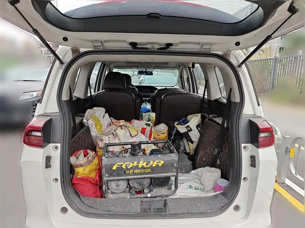 GAC Trumpchi Trumpchi M6 2019 270T DCT Premium Edition (7-seater) (China VI) фото 10